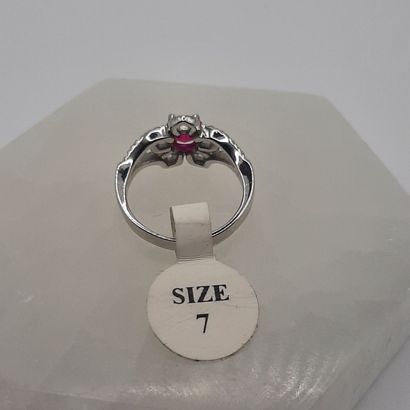 R711 Sterling Silver Flower Ring - Picture 5 of 7